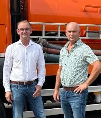 Andre en John Versteeg